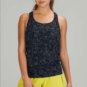 Lululemon Swiftly Tech Tank